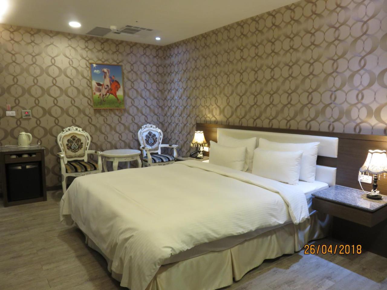Mao Hua Motel Taichung Eksteriør bilde